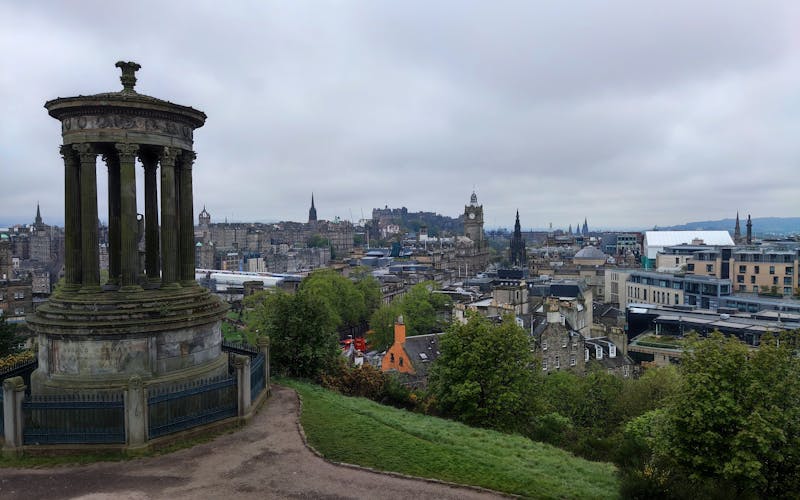 Monumento Dugald Stewart em Calton Hill