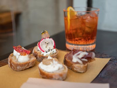 Crostini & Aperitivo