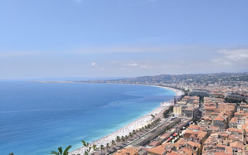 Costa vibrante da Riviera