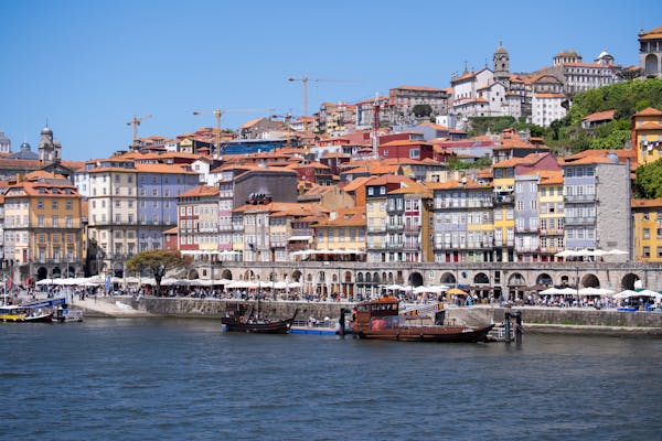 Ribeira & Cais da Estiva