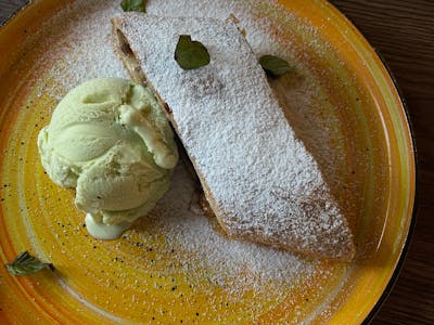 Strudel & Sorvete