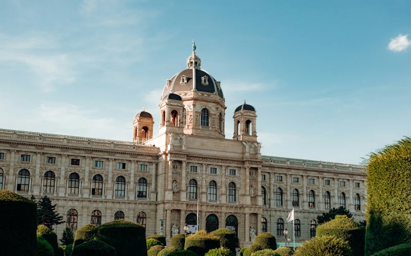 Kunsthistorisches Museum em dia ensolarado
